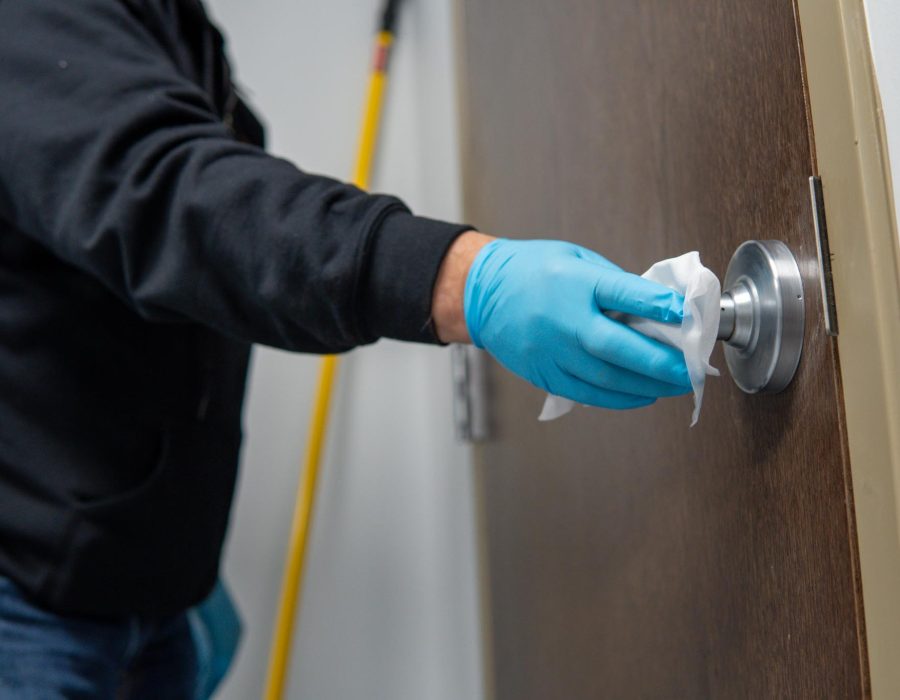 OR-operating-room-disinfection-cleaning-1