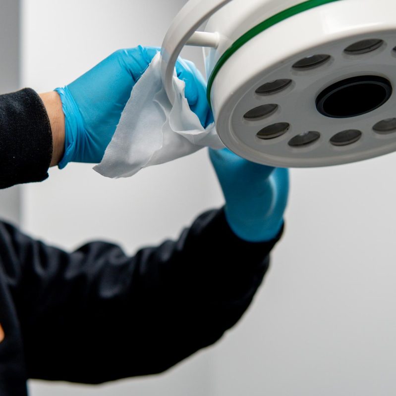 OR-operating-room-disinfection-cleaning-5