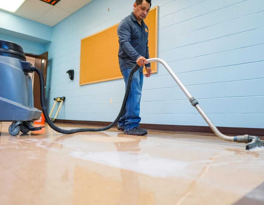 floor-scrubbing-cleaning-1